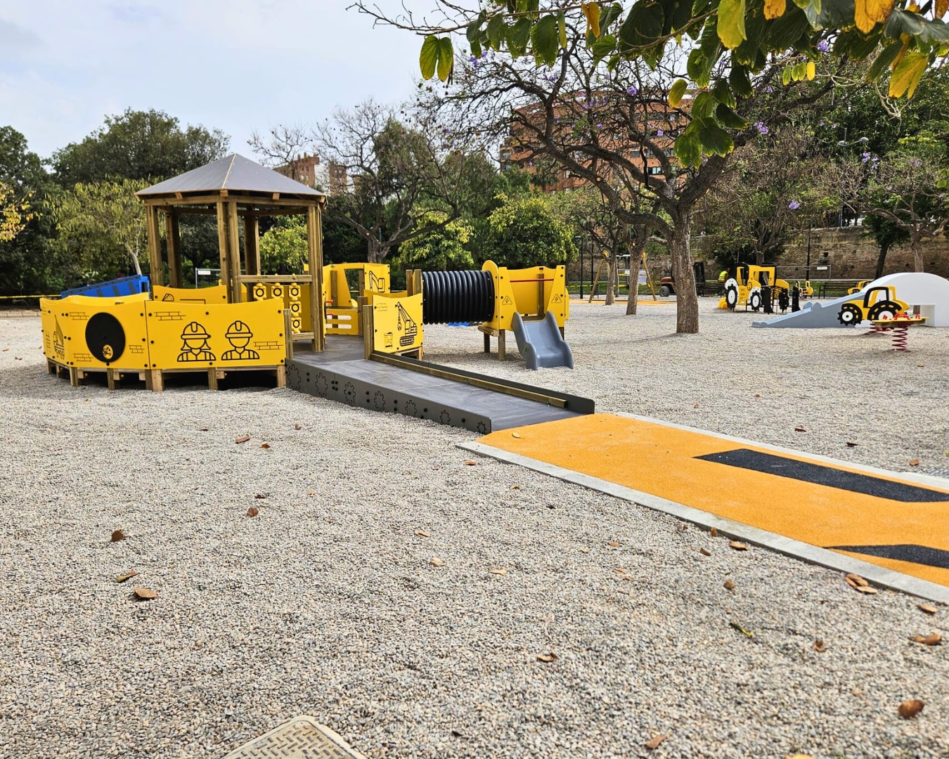 Diseño, parque infantil ,Saludes Parques, Valencia, parque tractor, parque construcción